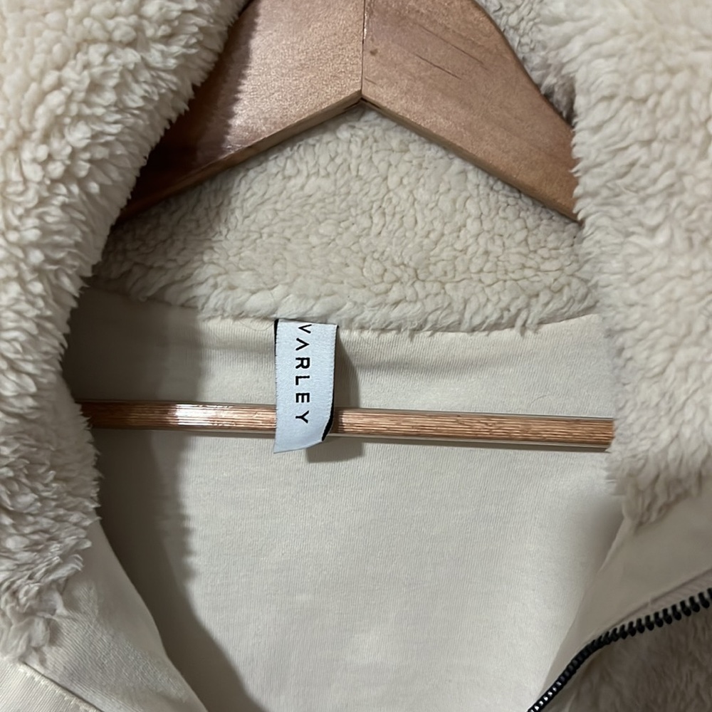 Varley Sherpa Quarter Zip - Size M - Picture 4 of 8